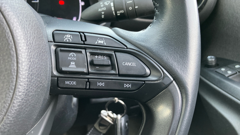 Toyota Yaris 1.5 Hybrid Design 5dr CVT Hybrid Hatchback